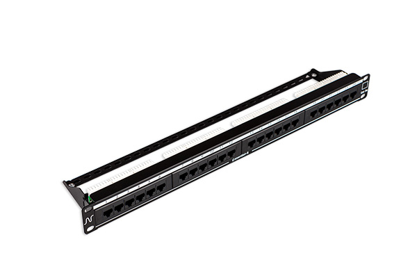 Foto do produto PATCH PANEL CAT5E 24P PCB RET 1U C/G (COMPLETO) 